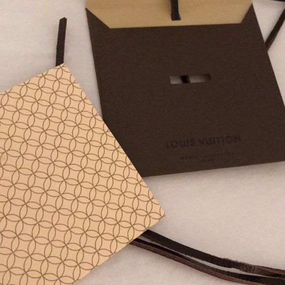 Louis Vuitton Gift Card Set. Unmarked, new. - Picture 3 of 8